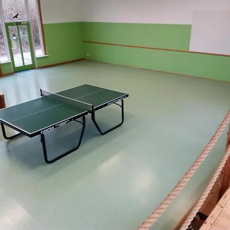 Ferienanlage Schoenhagen بيت شباب *